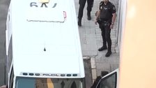 Ana Julia Quezada llega al juicio escoltada por la Policía