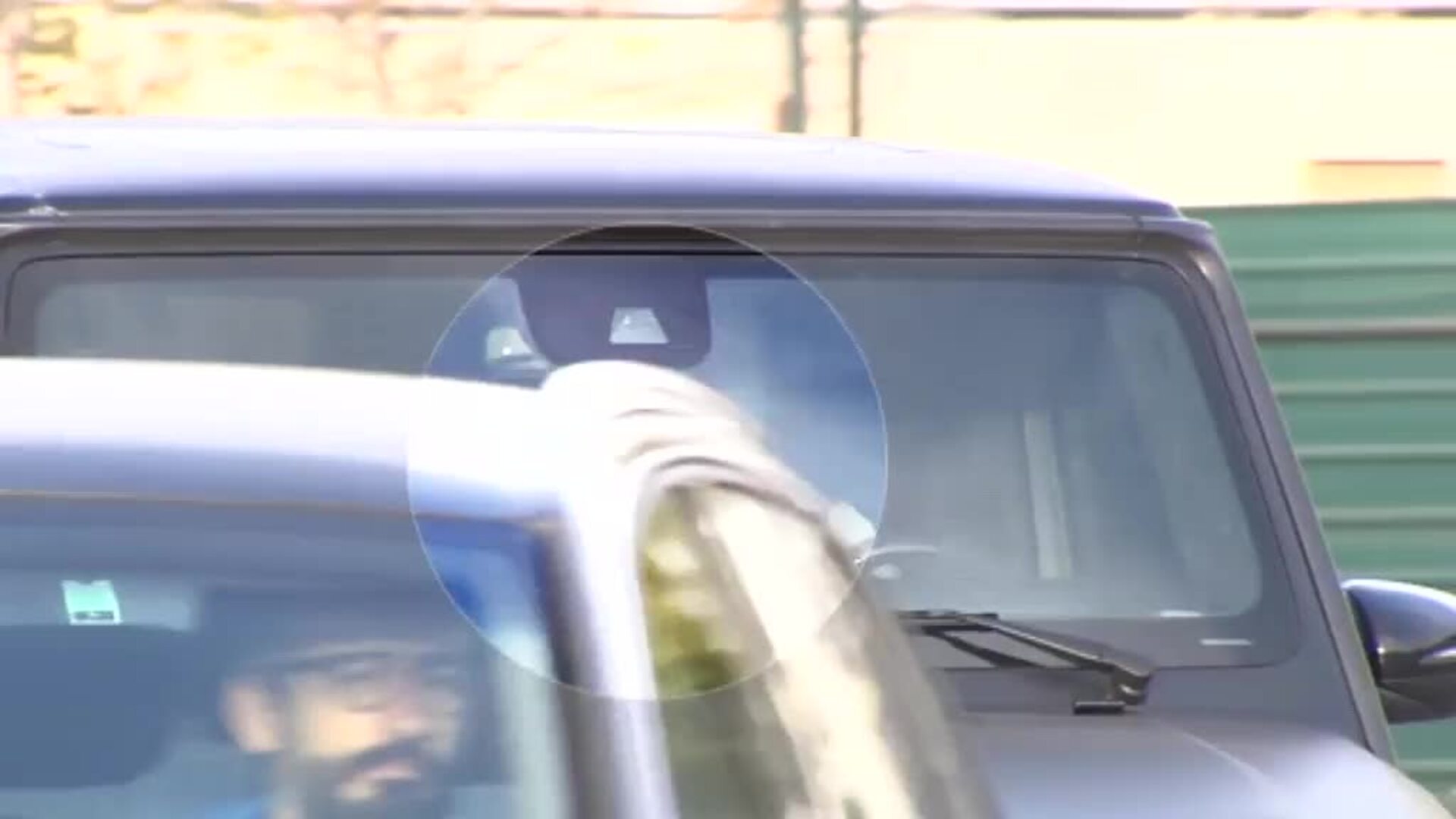 Xavi, partidario de dar minutos a Dembélé