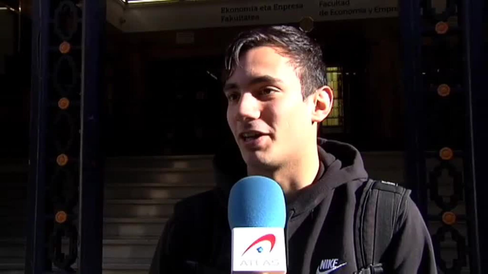 Para los jóvenes las casas de apuestas son una forma de ocio totalmente normalizada