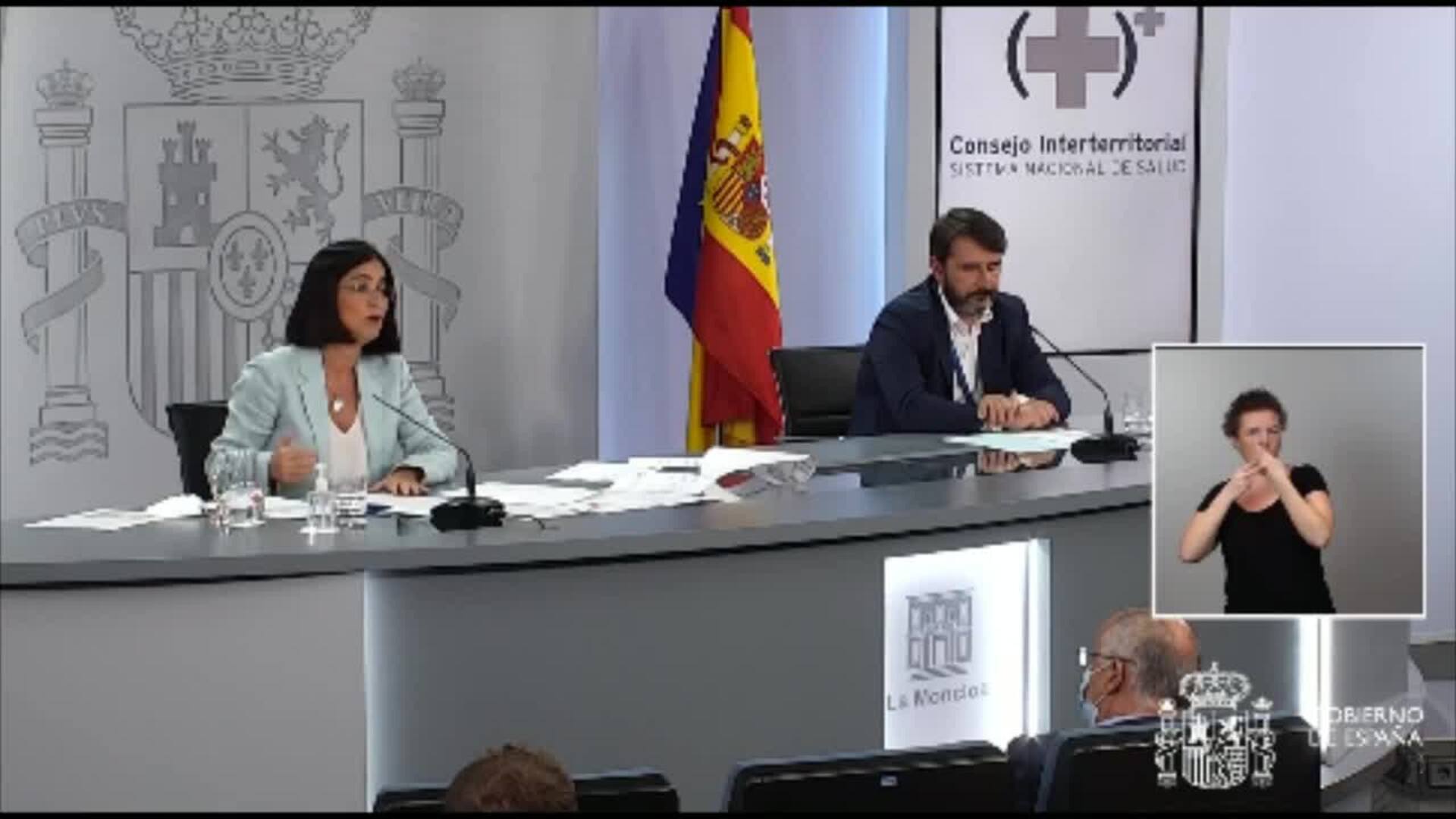 Darias asegura que España está preparada para una 3ª dosis