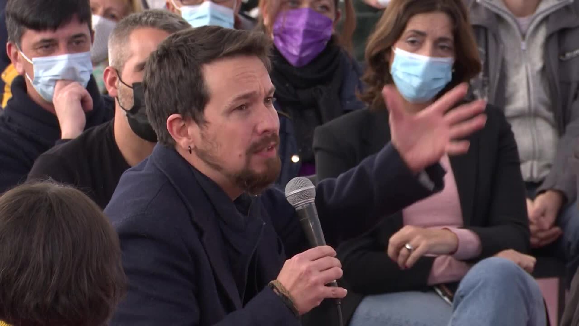 Iglesias anima a la izquierda a dejar de &quot;querer parecer de derechas&quot;