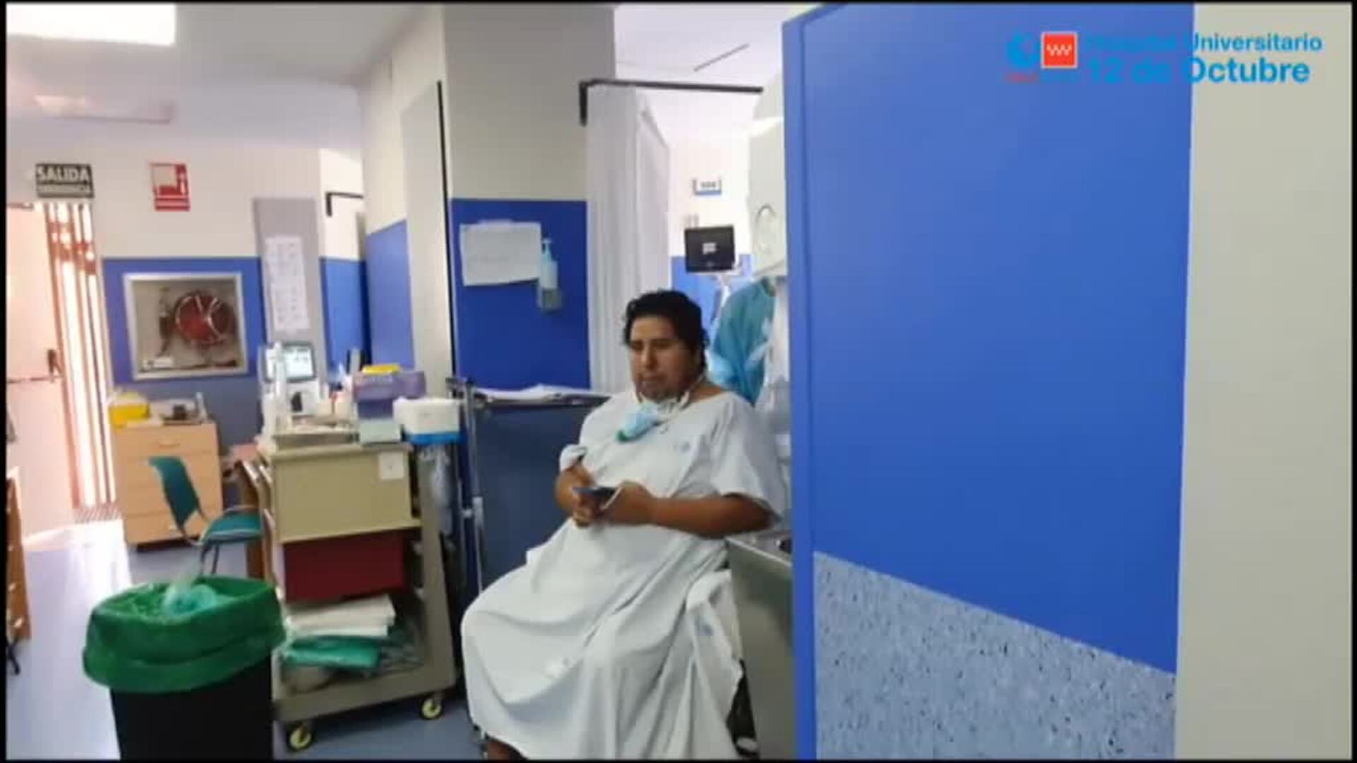 Orlando abraza a sus hijos tras permanecer 33 días en la UCI por coronavirus