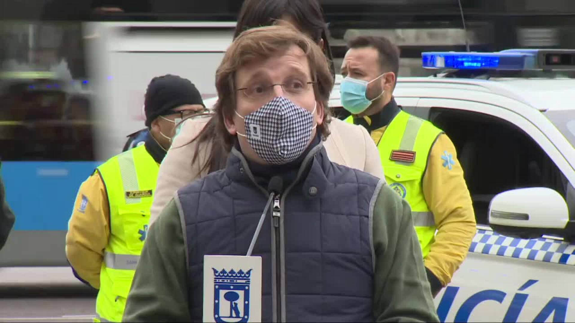 Almeida: &quot;Solo se hablará hoy de monarquía o república en Galapagar&quot;