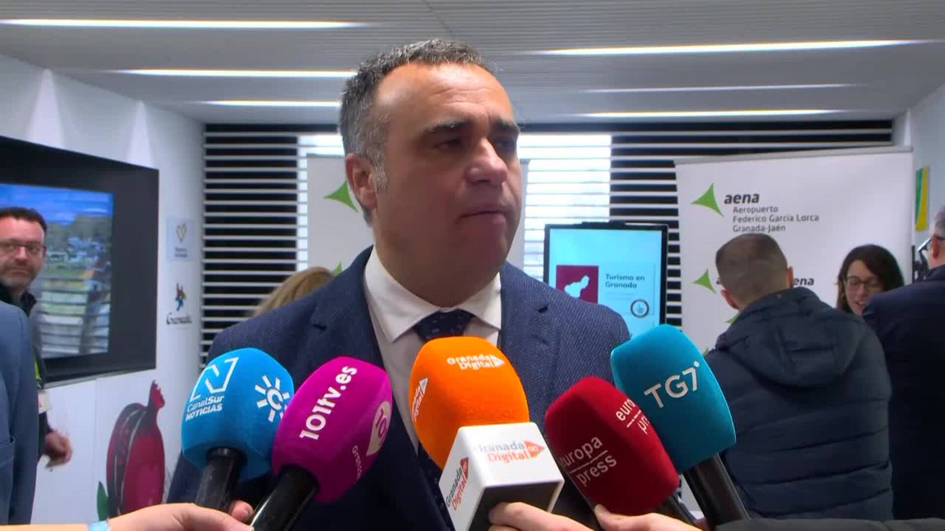 La nueva ruta aérea Granada-Santander ofrecerá más de 25.000 plazas y 140 vuelos en 2026