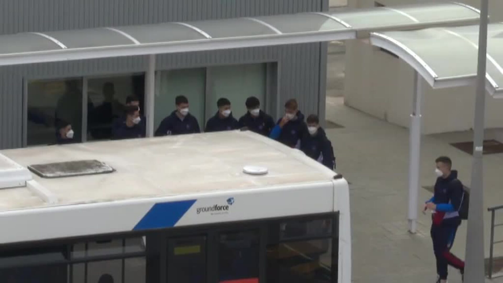 El Barcelona viaja a Mallorca sin nuevos positivos