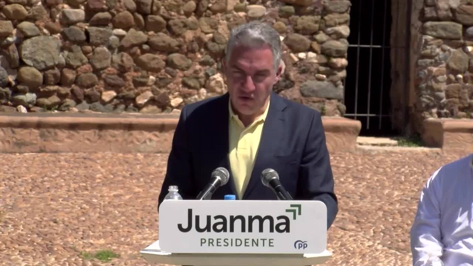 Bendodo critica que Sánchez es &quot;capaz de saltarse las normas&quot; para seguir en Moncloa