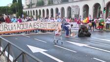 Los toreros se plantan frente al Ministerio de Trabajo: «Señora Yolanda, estamos pasando hambre y nos están marginando»