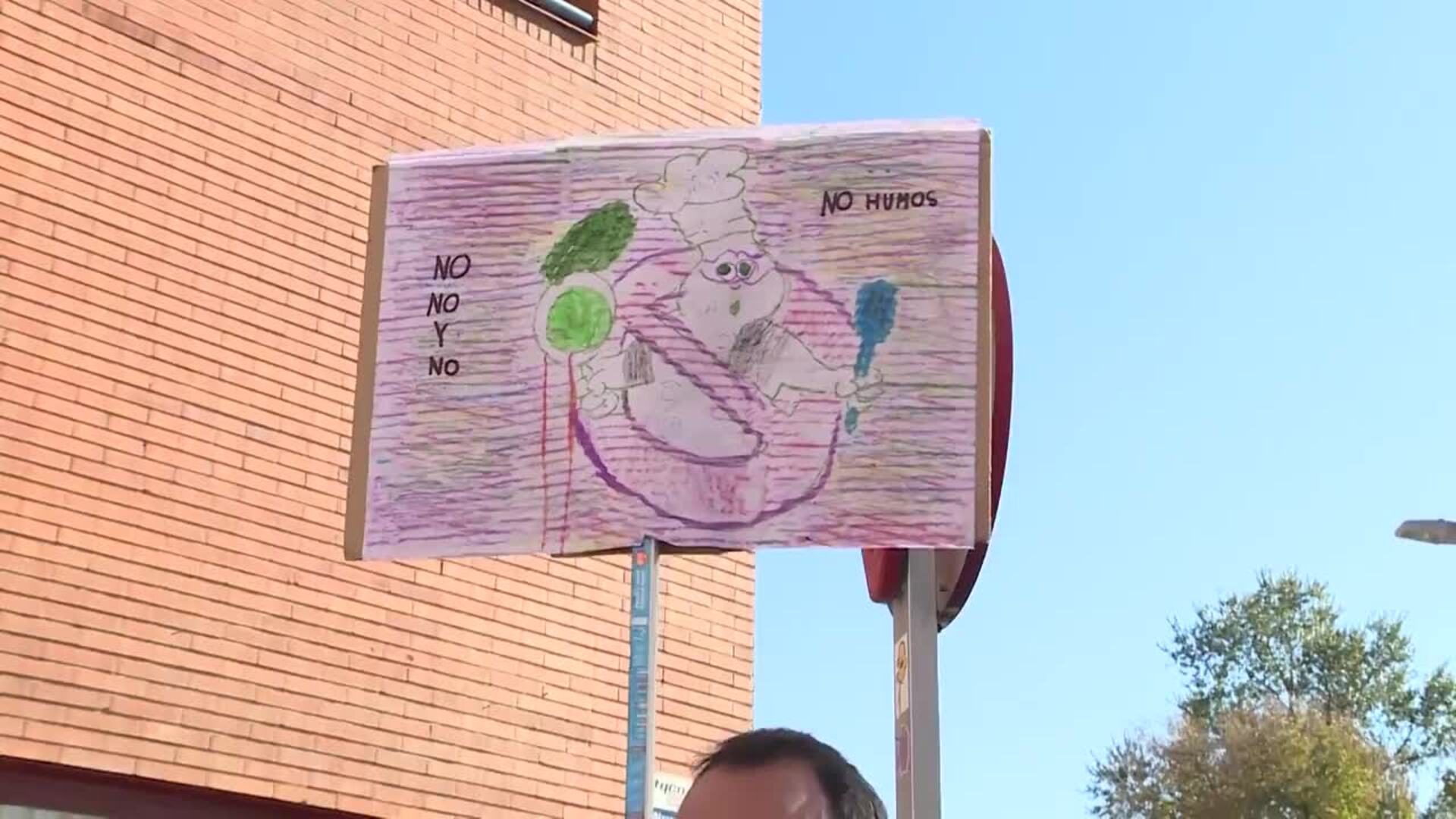 Vecinos de Arganzuela se movilizan contra las cocinas fantasma