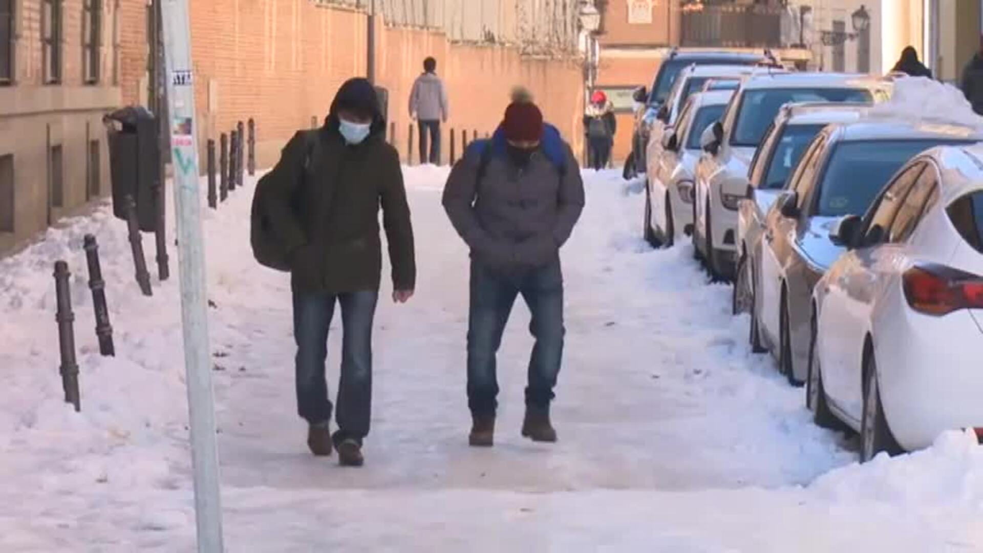 8 días después de la nevada en Madrid miles de calles de siguen sin limpiar