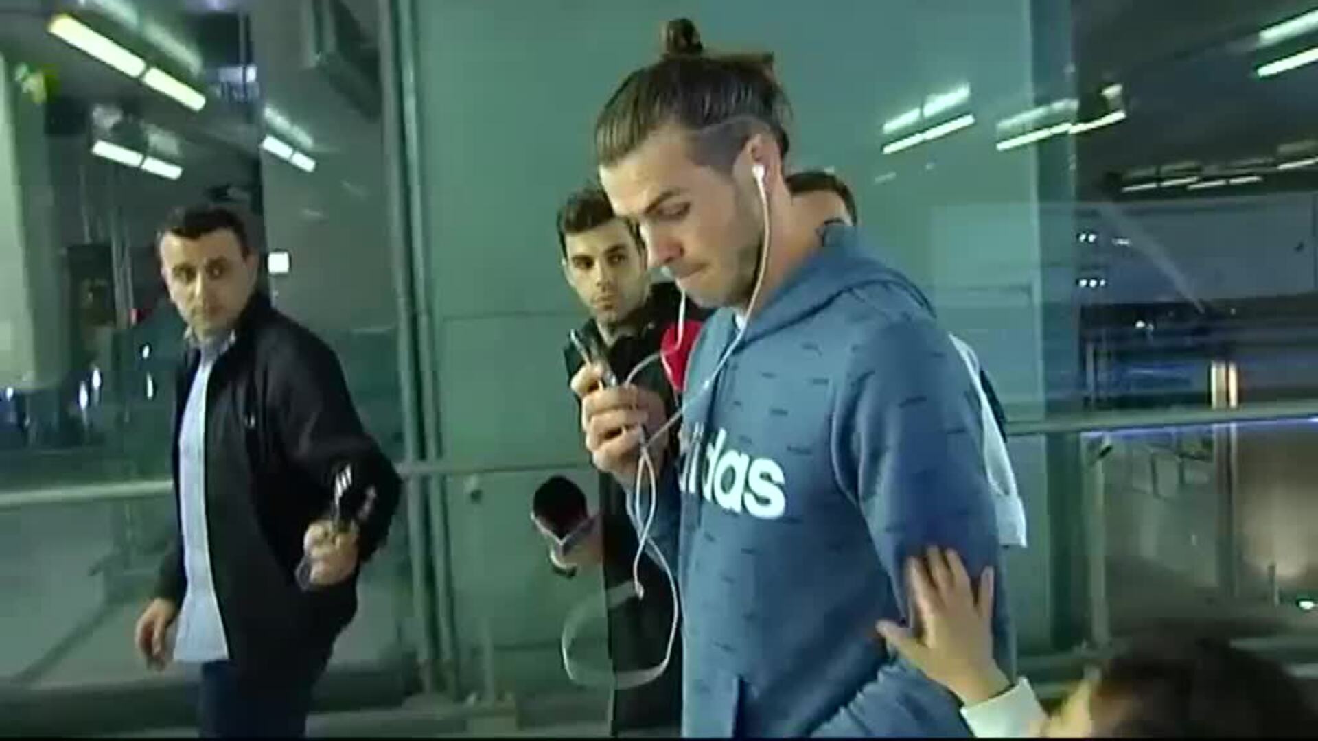 Bale regresa a Madrid tras una reunión de urgencia con su representante en Londres