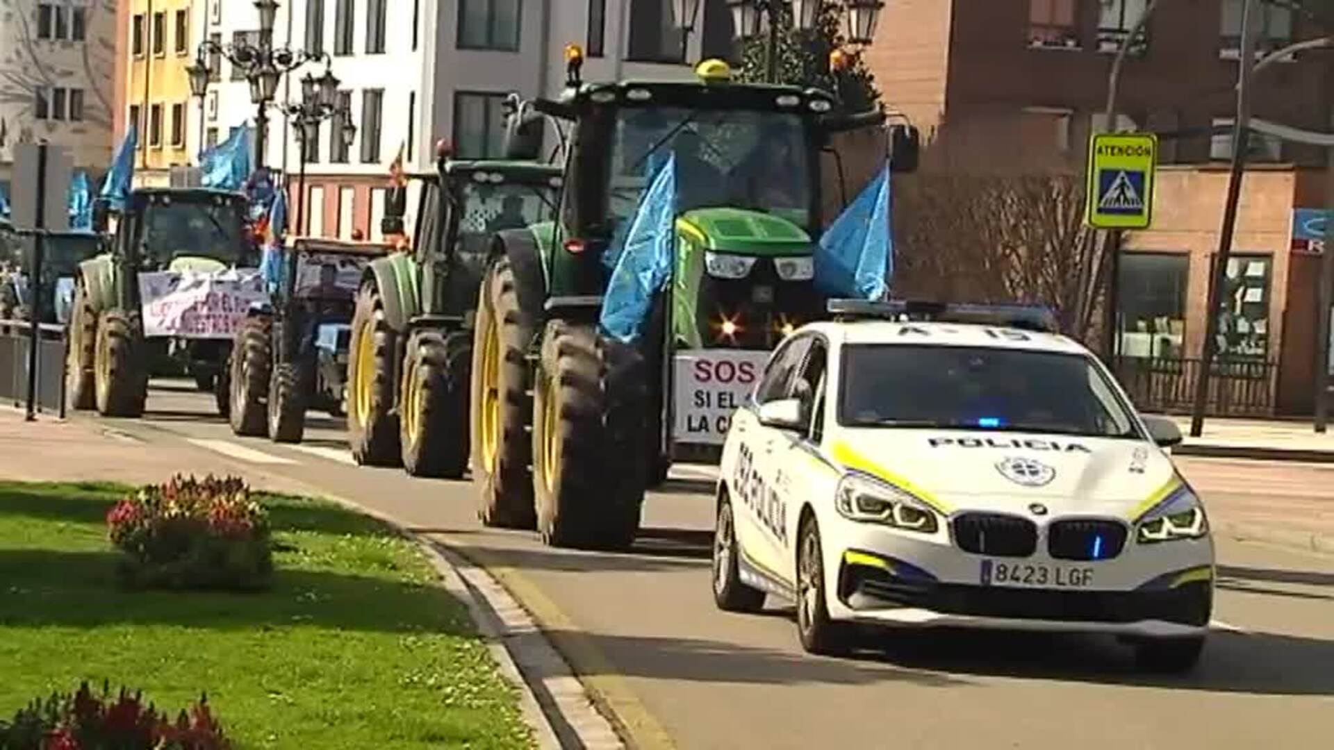 Marchas lentas y concentraciones de camioneros por todo el país