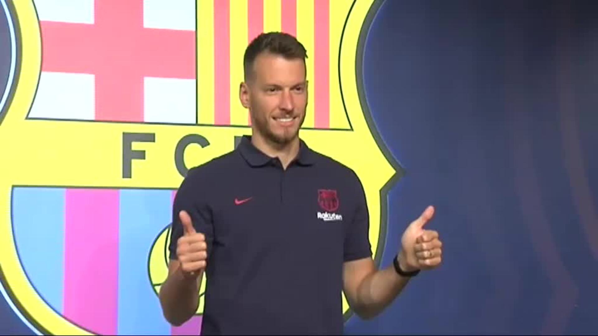 Neto ya posa como blaugrana