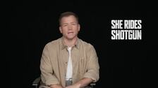 Taron Egerton encuentra el perdón a una tormentosa vida en 'She Rides Shotgun'