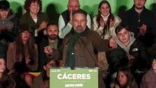 Abascal pide a los electores de Guardiola, "la Irene Montero extremeña", que voten a Vox