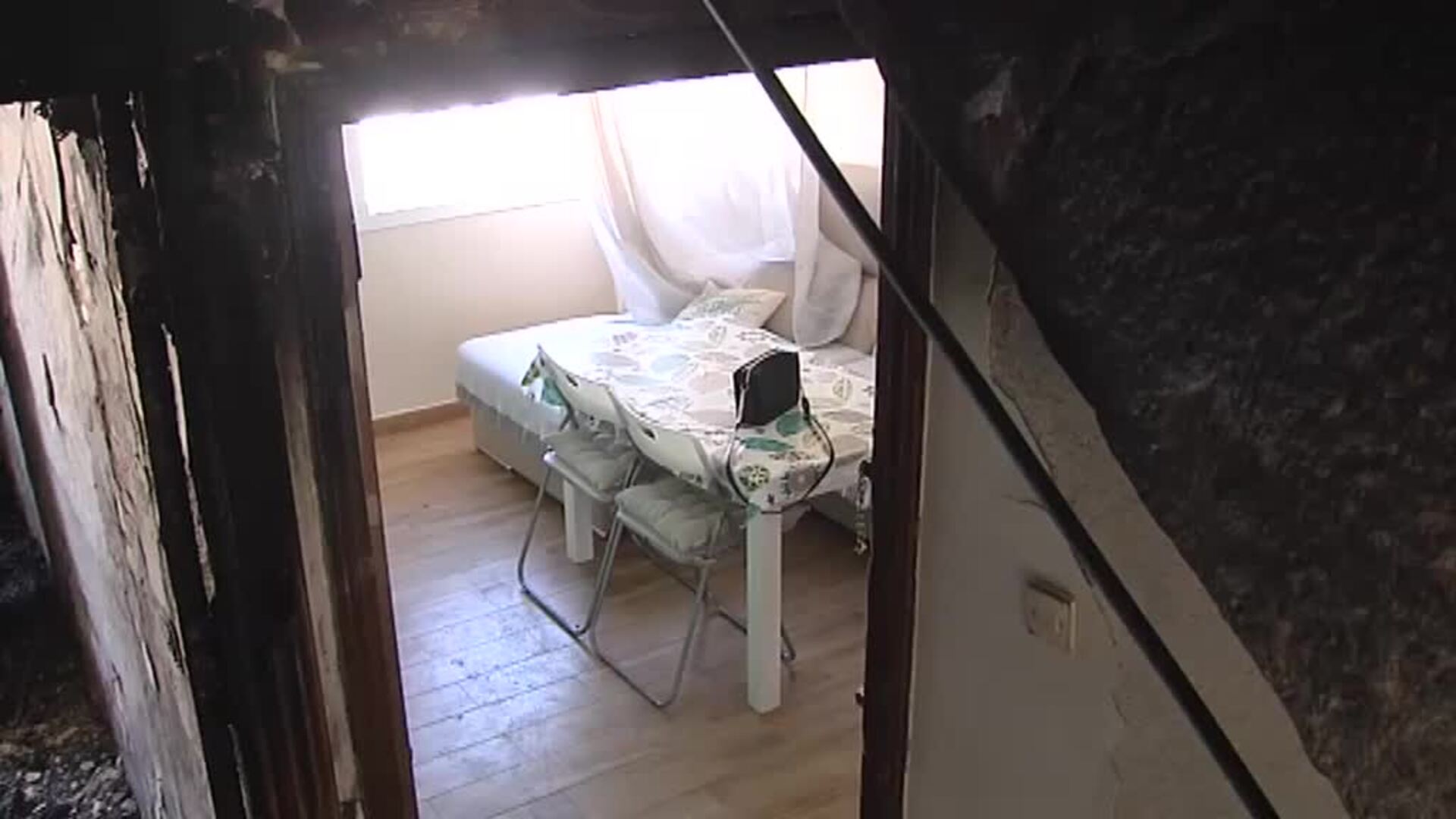 Un incendio obliga a desalojar un edificio donde vivía un okupa