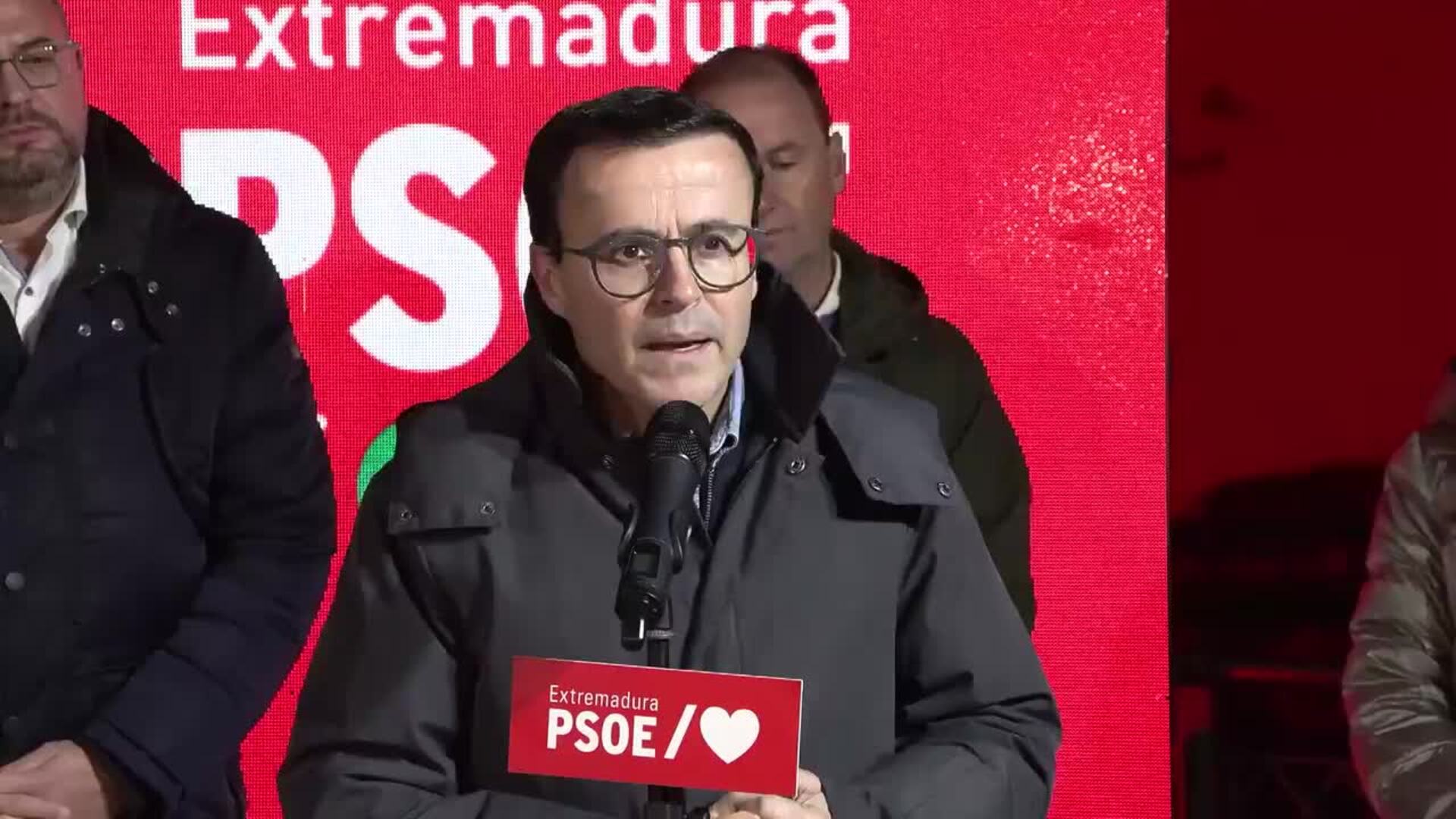 Gallardo llama a movilizarse en las elecciones para ""abrir un nuevo tiempo" en Extremadura