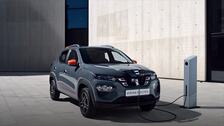 Revolución eléctrica en Renault con un nuevo Mégane eVision y un Dacia EV «muy asequible»