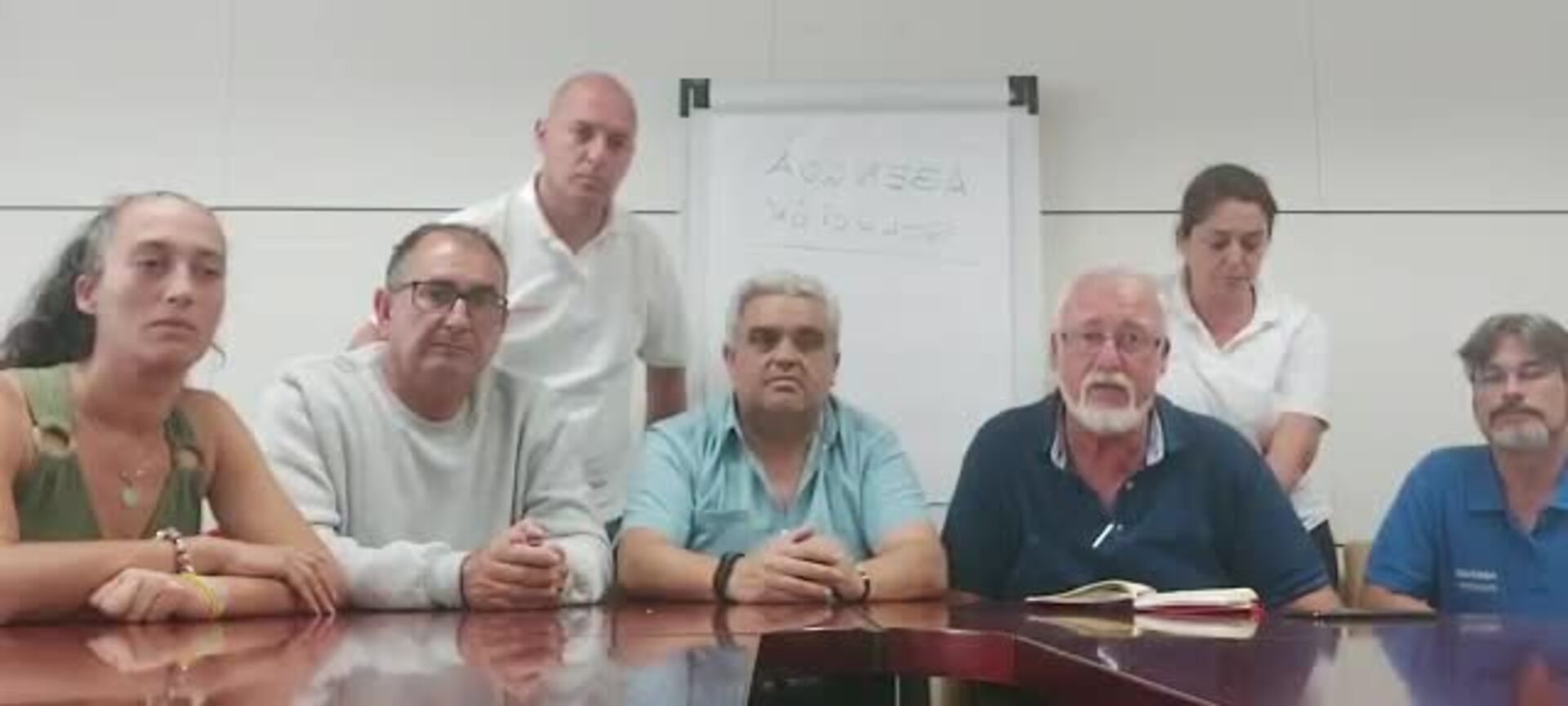 Los comités de empresa de Abengoa se encierran en la Sepi