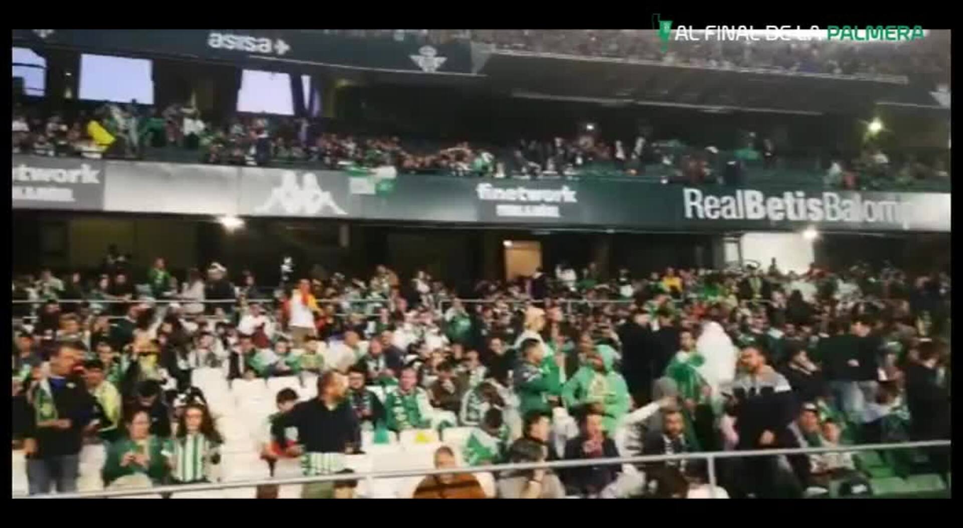 Ambiente de final en el estadio Benito Villamarín