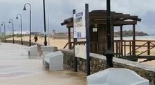 Una veintena de inmigrantes desembarca en la playa de Los Lances de Tarifa