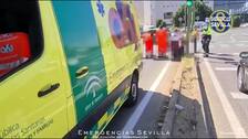 Evacuado al hospital Macarena un hombre atropellado cuando circulaba en patinete eléctrico en Sevilla