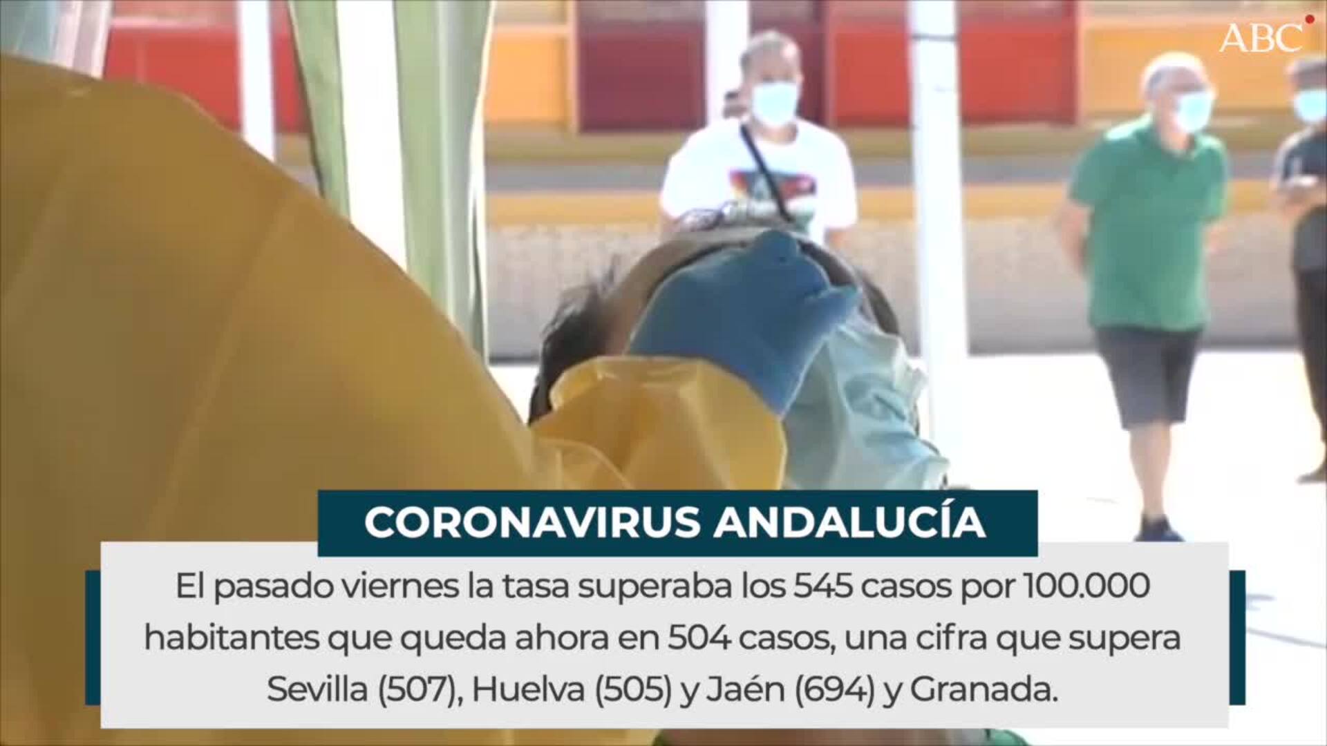 Un guardia civil se somete al test de Covid en los cribados masivos de la provincia de Córdoba