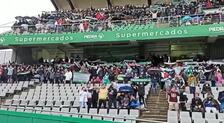 Vídeo | Ambientazo espectacular: 14.247 espectadores un miércoles a las 12.00 para ver al Córdoba CF