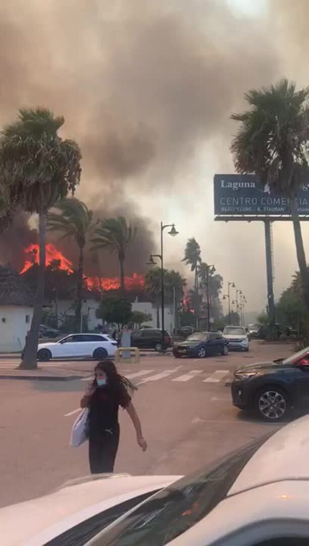 Incendio en un centro comercial de Málaga