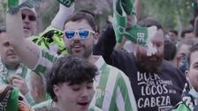 Ni la lluvia puede con el aliento del beticismo en las horas previas a la final de la Copa del Rey