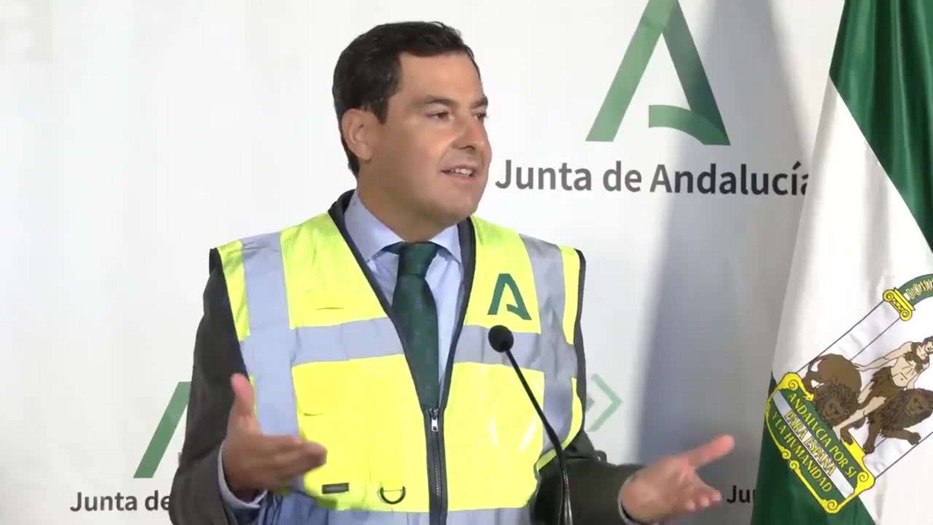 Juanma Moreno: «Un señor independentista de Cataluña no puede obligarnos a subir impuestos a los andaluces»