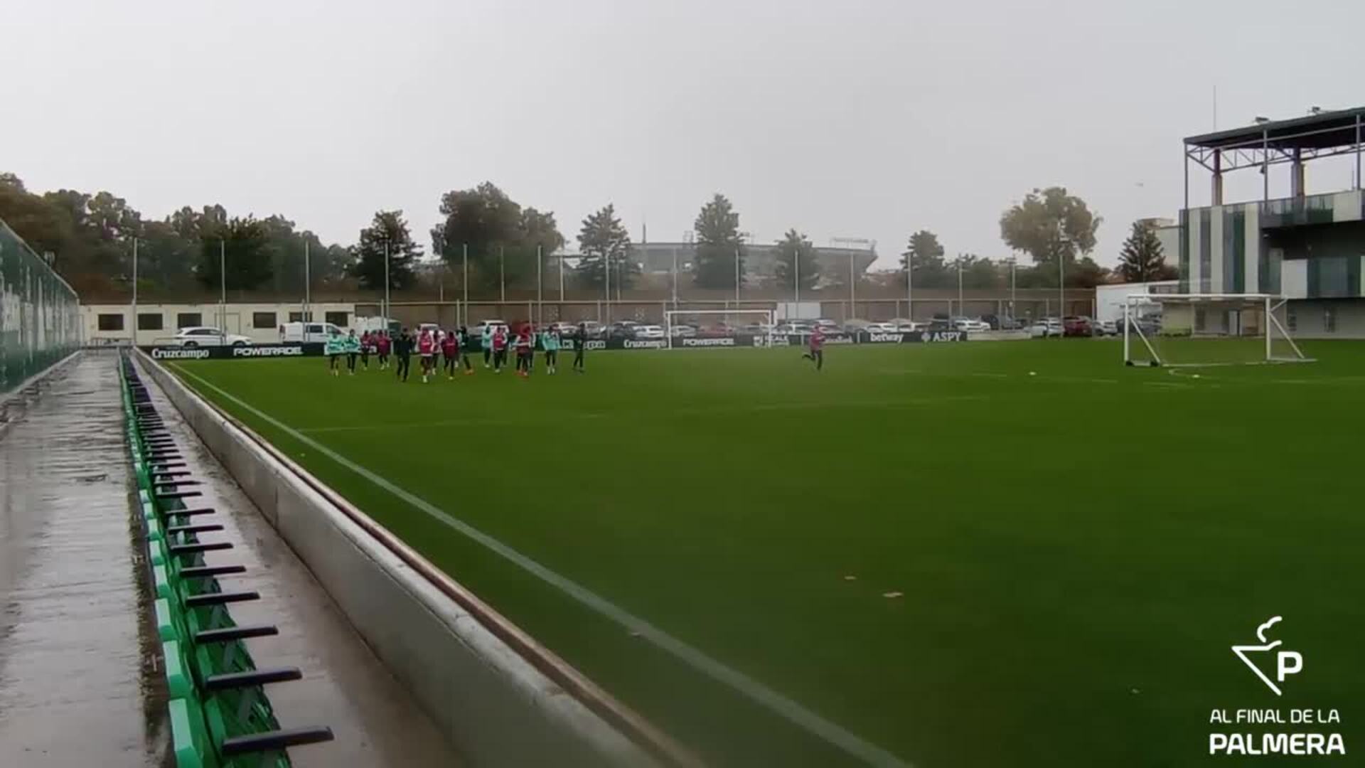 Fekir inicia el entrenamiento del Betis