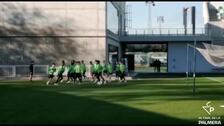 Bartra no inicia el entrenamiento con el grupo; Juanmi y Miranda se unen a sus compañeros