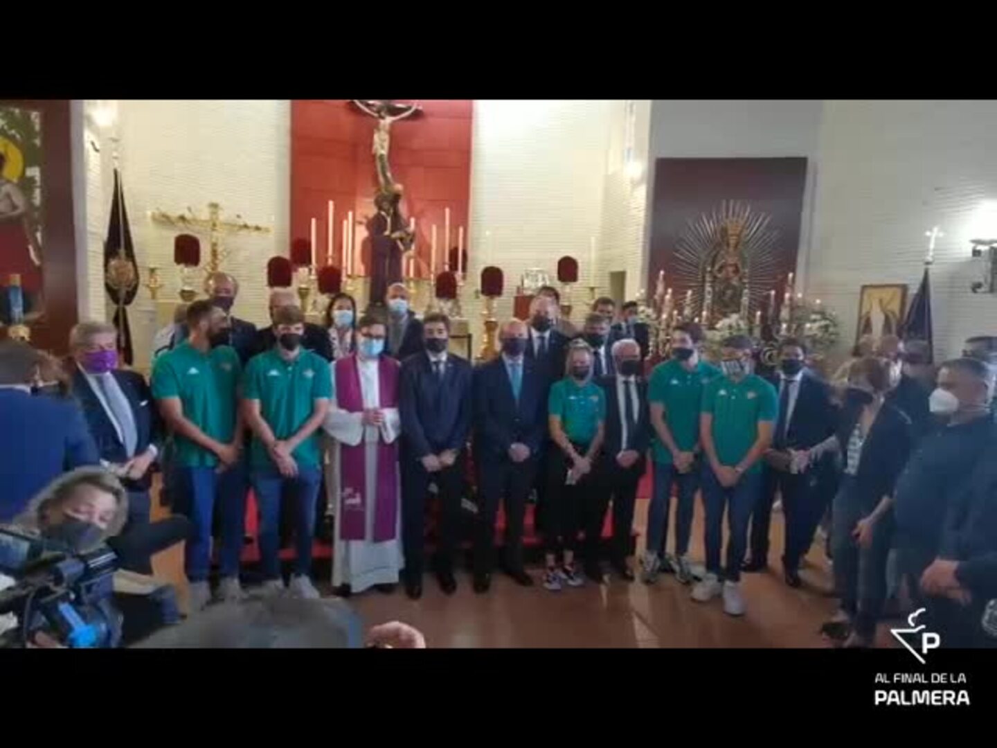 Ofrenda floral del Betis al Gran Poder