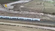 Descarrila un tren con 43 pasajeros en Málaga al hundirse la vía por las lluvias