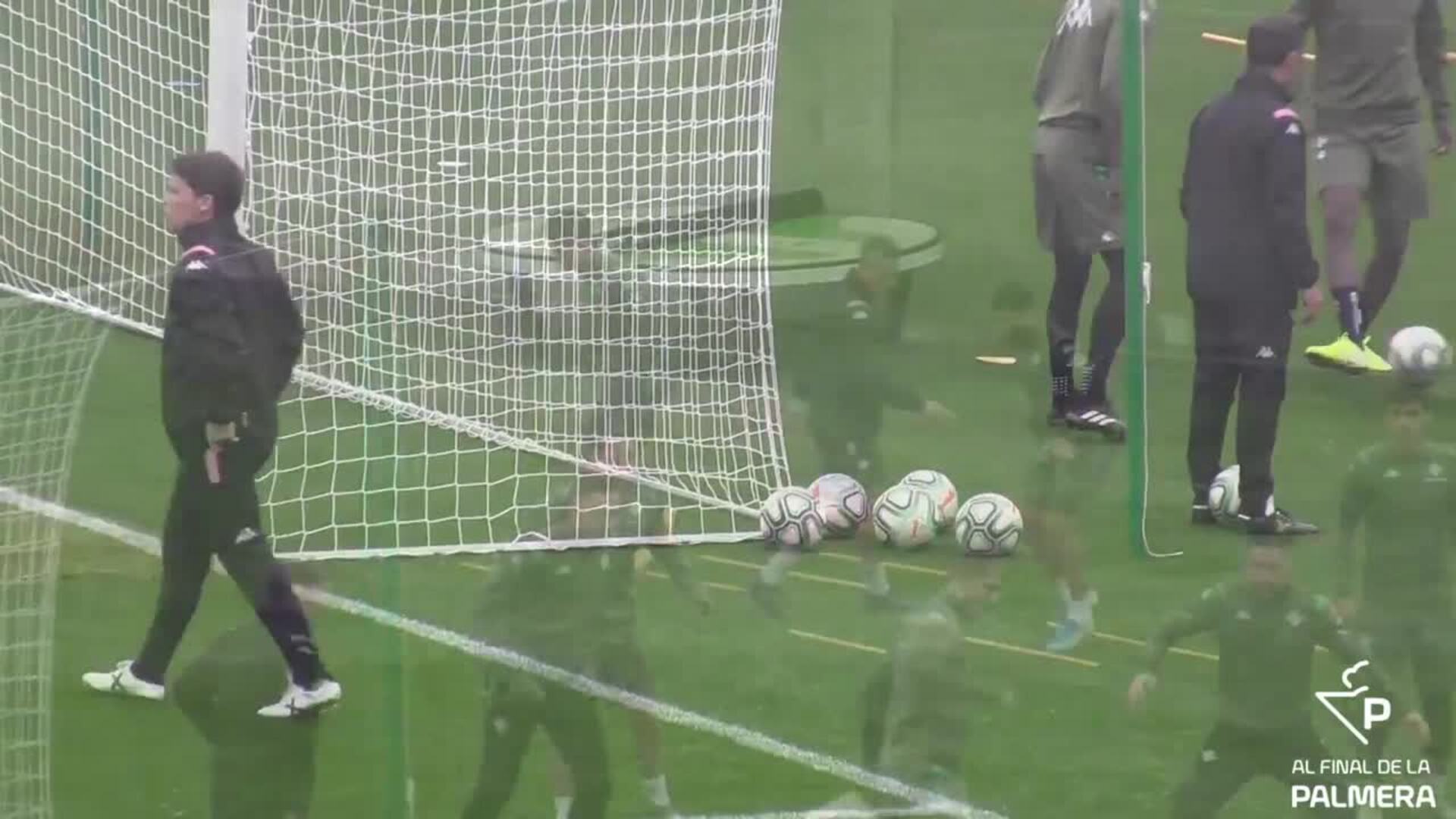 Último entrenamiento del betis antes de recibir a la Real Sociedad