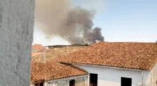 Los vecinos regresan a sus casas tras controlarse el incendio de Guillena y El Ronquillo