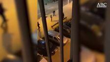 Reducen a tiros a un supuesto maltratador que arremete con un cuchillo contra la Guardia Civil en Rincón de la Victoria