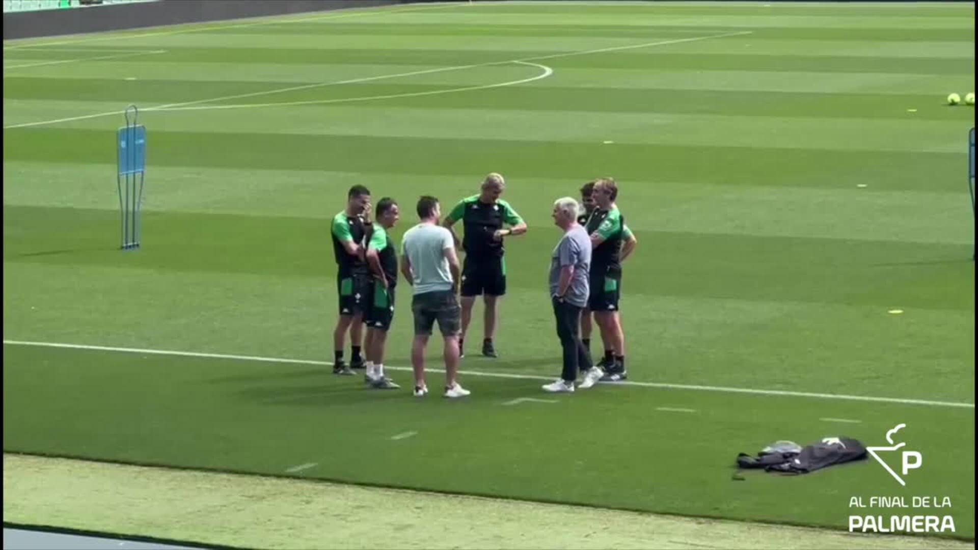 La visita de Gastón Casas al entrenamiento del Betis