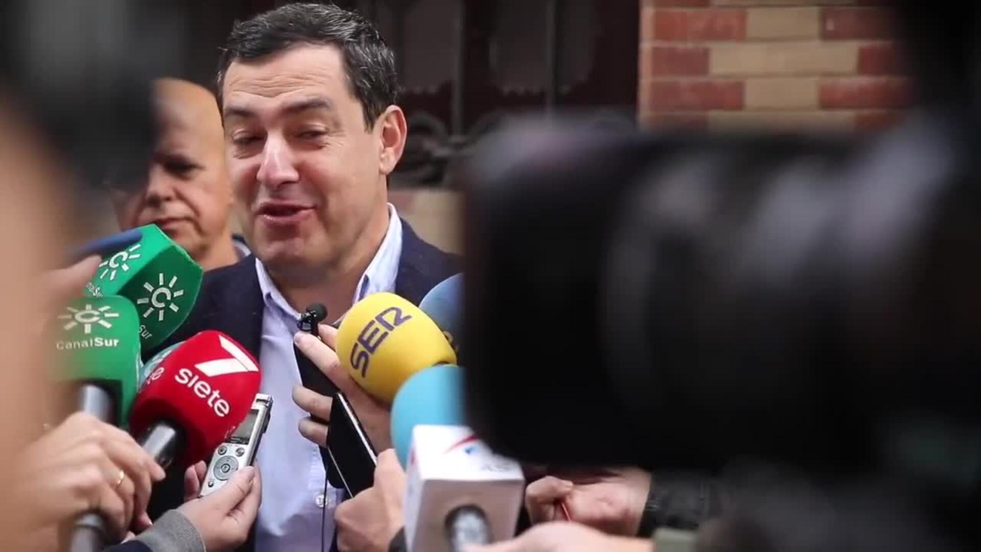 El líder de los populares en Andalucía, Juanma Moreno anima a los andaluces a votar para que decidan su «modelo» para España