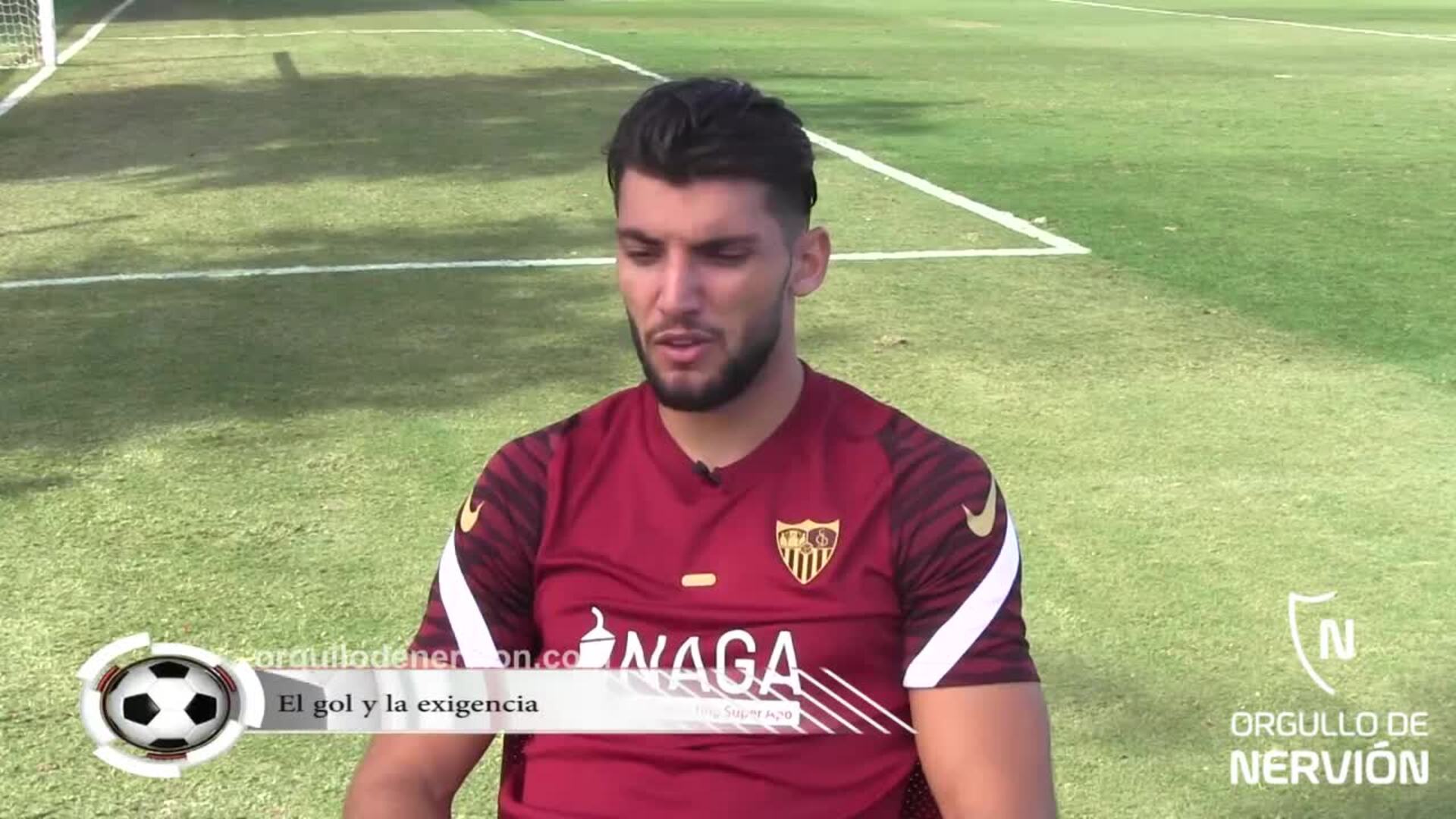 Entrevista para ABC con el delantero del Sevilla FC Rafa Mir