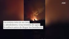 Así fue el espectacular rayo que provocó un incendio en Lepe por el temporal