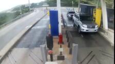 Espectacular persecución a 200 km/h en Estepona a tres vehículos robados para transportar droga