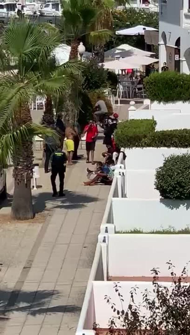 Llega a una playa de Isla Cristina un cayuco con 12 inmigrantes