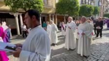 Sevilla entierra a su cardenal tras un funeral digno de un príncipe de la Iglesia