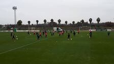 Vídeo | El Córdoba CF prepara la cita ante el Betis Deportivo sin Samu Delgado y Julio Iglesias