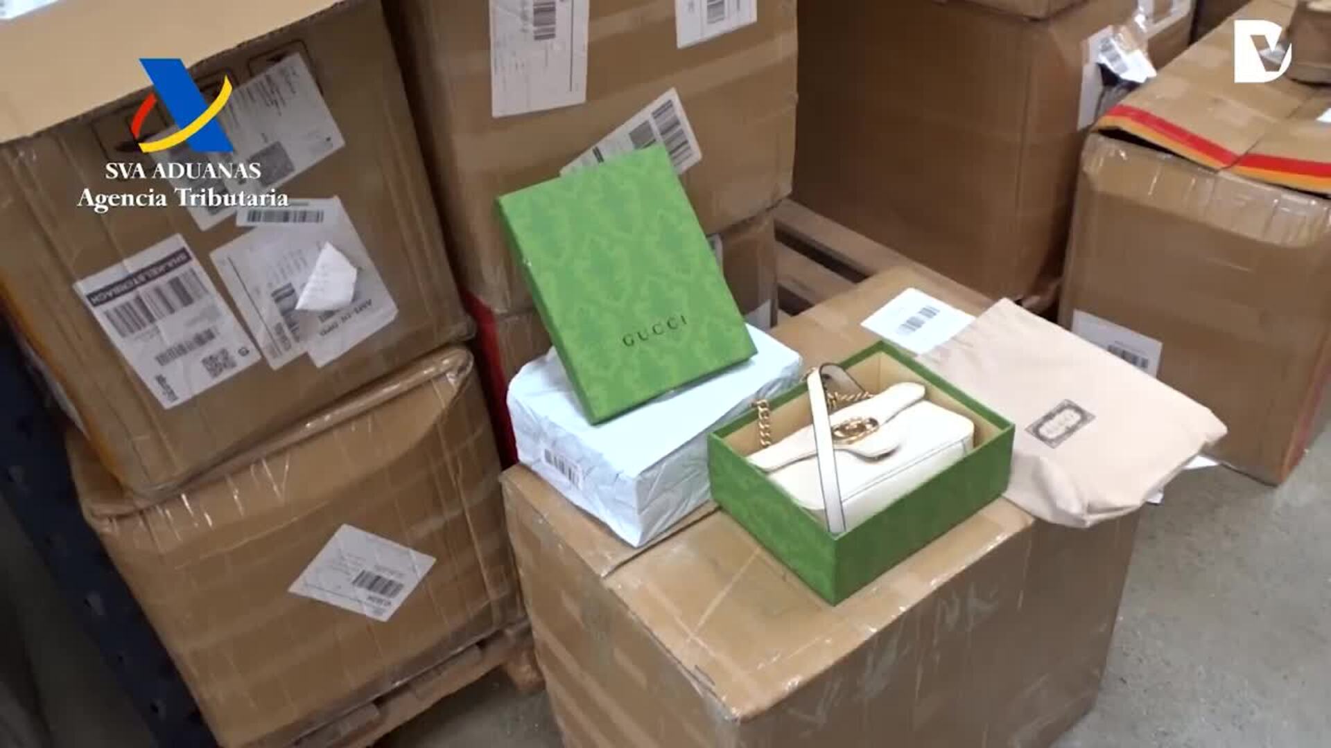 Bolsos de Gucci, zapatillas Nike y ropa Balenciaga entre los