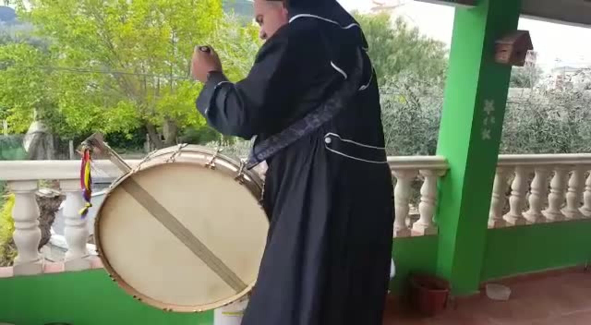 Redobles contra la pandemia desde Moratalla