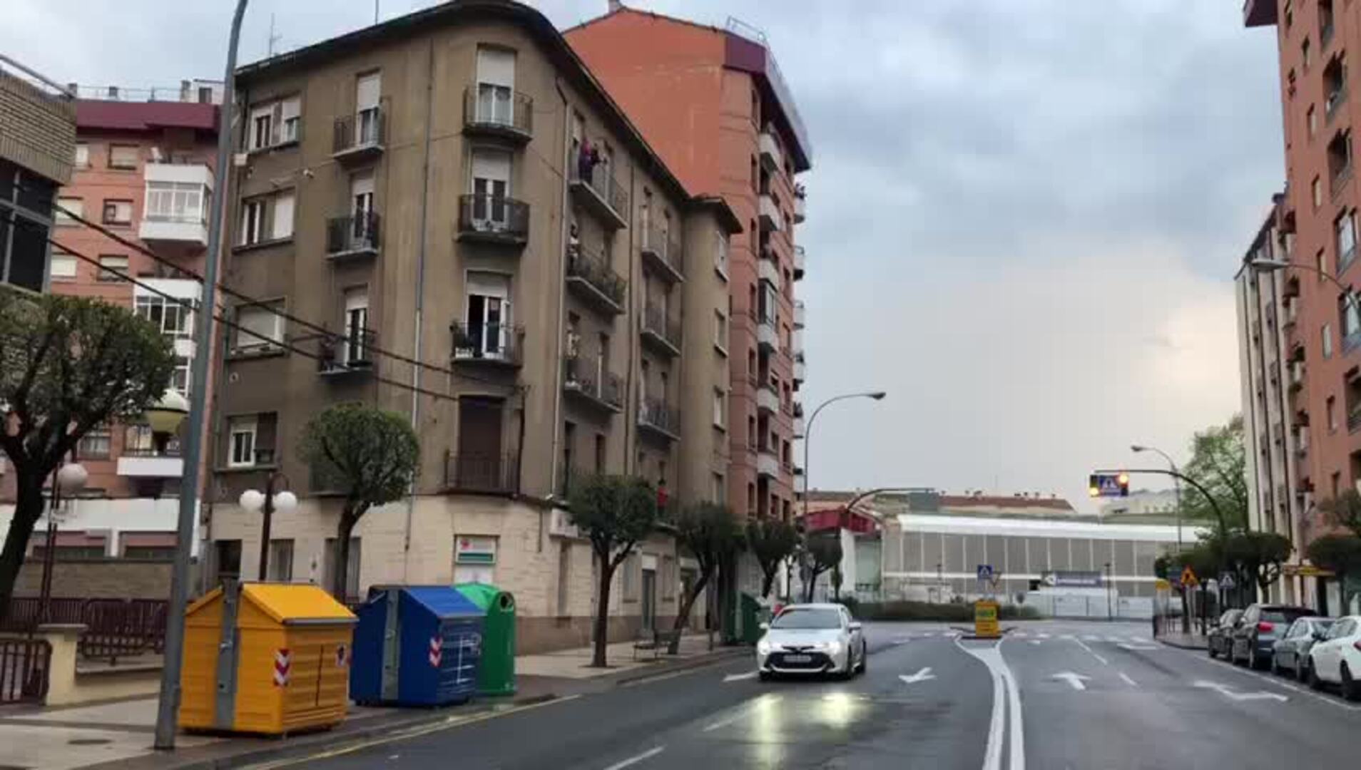 Un momento para relacionarse de balcón a balcón