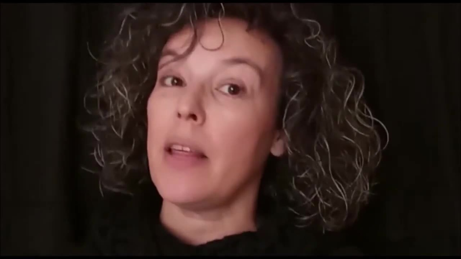 La Colondra muestra La Pasión desde casa