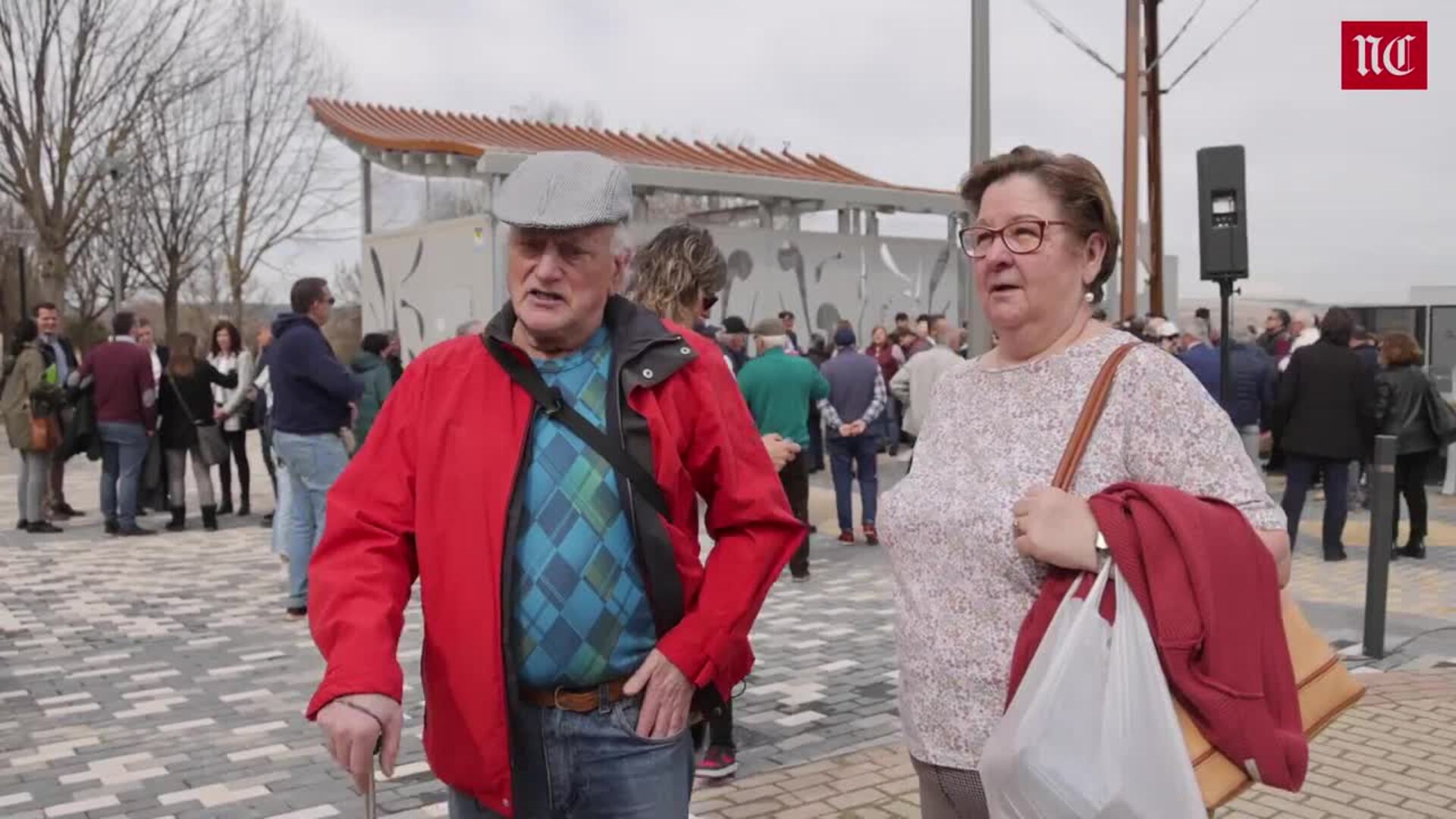 rosa negra - Asociación de Vecinos Ciudad Parquesol